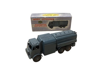 Lot 1524 - Dinky Supertoys Pressure Refueller No.642, Medium Artillery Tractor No.689, Recovery Tractor (hook arm missing) & Dinky Toys 10-Ton Army Truck No,622, all boxed (4)