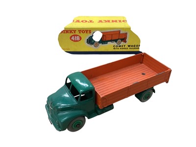 Lot 1543 - Dinky Toys Comet Wagon with hinged tailboard, No.418 & Breakdown Lorry (Commer Chassis) No.430, both boxed (2)