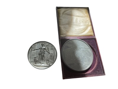 Lot 215 - Medallion for the opening of Crystal Palace and a cased medallion for London and Birmingham Railways