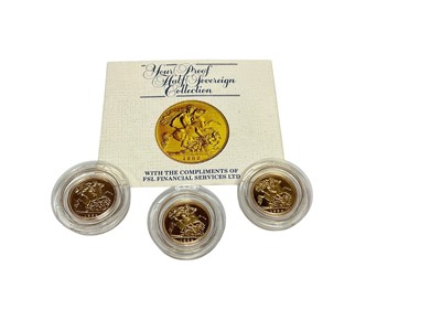 Lot 410 - G.B. - Gold proof Half Sovereigns Elizabeth II 1982 x 2 & 1984 (N.B. Without cases of issue & two without Certificates of Authenticity) (3 coins)
