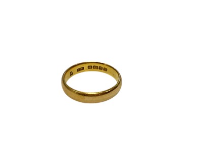 Lot 123 - 22ct gold wedding ring (Birmingham 1925)