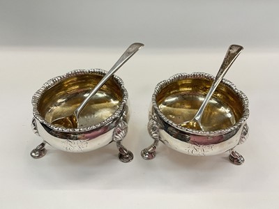Lot 1002 - Pair of Georgian silver salts and spoons