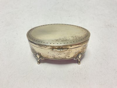 Lot 1045 - Silver jewellery/ trinket box of oval form
