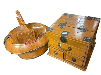 Lot 241 - Chinese dressing table box and basket