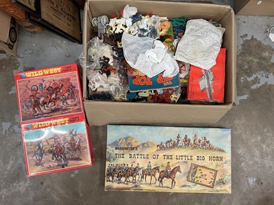 Lot 71 - Collection of Wild West toys and games