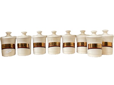 Lot 668 - Spice pots