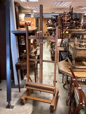 Lot 1409 - Large adjustable easel