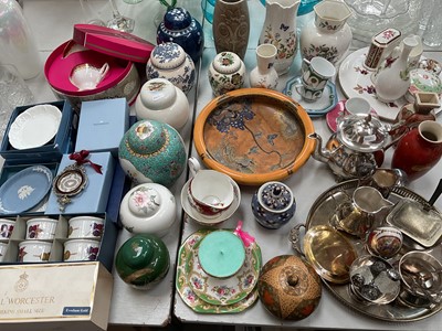 Lot 321 - Wedgwood Jasperware pin dish, photograph frames etc, boxed, various ginger jars, Aynsley vases, Carlton ware dish, other decorative ceramics and some plated items