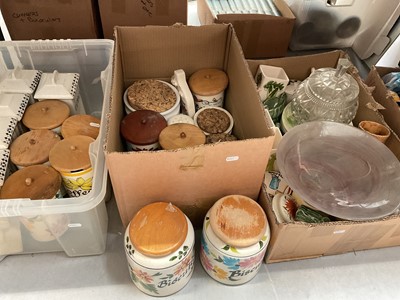 Lot 325 - Collection of storage jars, other ceramics, glass and sundries