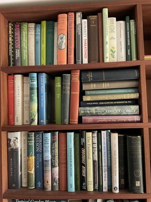 Lot 1431 - Collection of natural history books (2 boxes)
