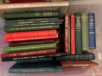 Lot 1429 - Collection of bird related reference (2 boxes)