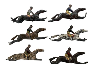 Lot 2040 - The Royal Race game in box
