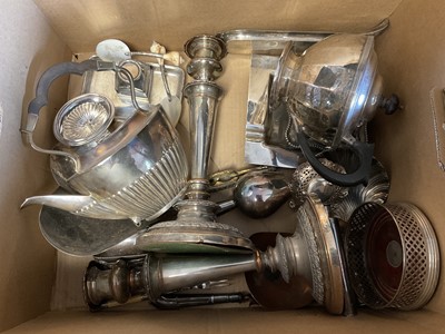 Lot 197 - Small group of silver and Collection of 19th century and later silver plate