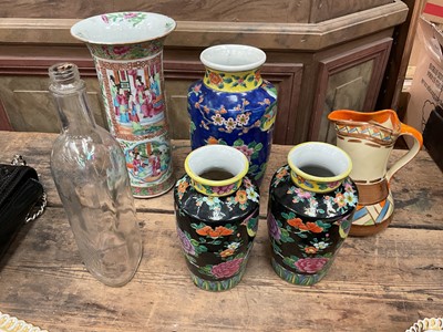 Lot 52 - Selection of ceramics