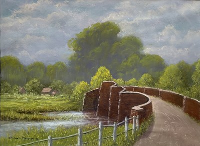 Lot 82 - Edmund Starling (20th Century, East Anglian) pastel - The Old Crinkle-Crankle Bridge, signed and dated '86, 25cm x 34cm, glazed frame