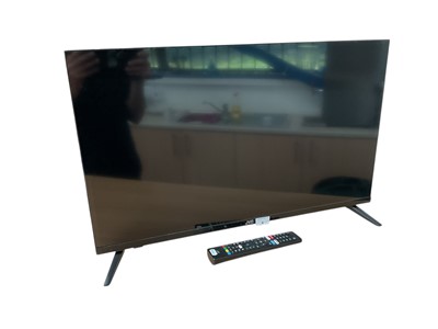 Lot 4 - 32" JVC LED smart HD android TV with remote control