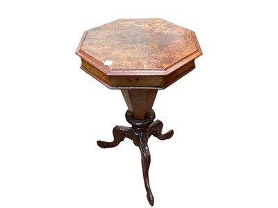 Lot 1264 - Victorian walnut trumpet shape work table, 44cm wide, 70.5cm high
