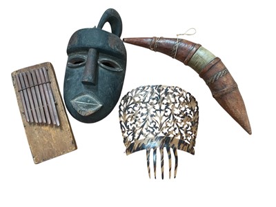 Lot 816 - Tribal pieces