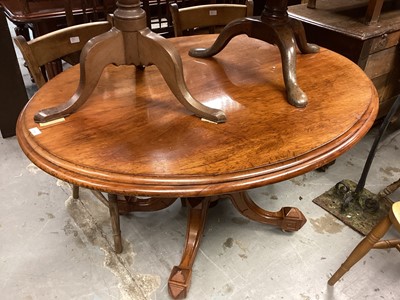 Lot 1351 - Victorian mahogany oval tilt top breakfast table on pedestal base, 135cm x 103cm
