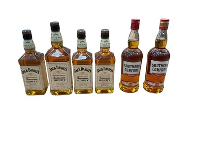 Lot 759 - Six bottles of Whiskey containing Jack Daniel's and Southern Comfort