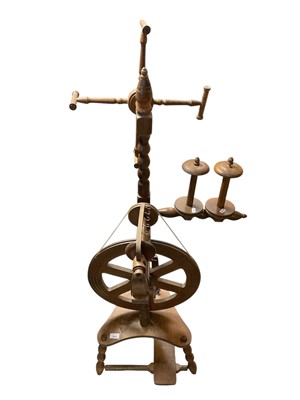 Lot 1363 - Old spinning wheel