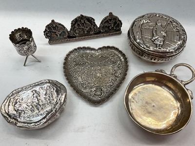 Lot 1128 - Group of Dutch and similar silver items, togther with a continental white metal wine taster (5)