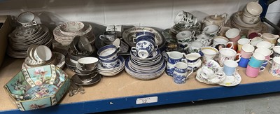 Lot 292 - Large collection of tea wares and dinner wares and ceramics