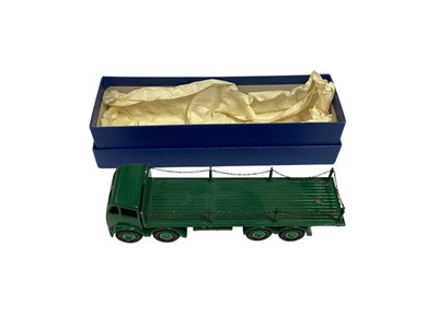 Lot 1751 - Dinky Supertoys Foden Flat Truck with chains, blue boxes (Repainted) (4)