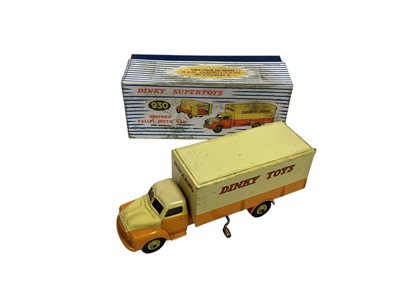Lot 1749 - Dinky Supertoys Bedford Pallet Jekta Van No.930 & Leyland Octopus Wagon No.934 (x2), in reproduction boxes (Repainted) (3)