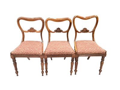Lot 1276 - Three nineteen century rosewood dining chairs with kidney shape backs