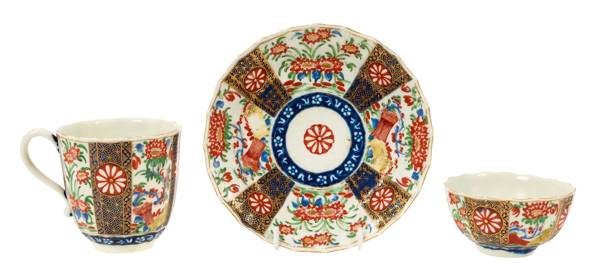 Lot 21 - Worcester trio, circa 1770, of fluted form,