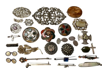 Lot 46 - Collection of silver and white metal brooches including Scottish hardstone brooches, agate brooches, paste set brooches, Victorian silver buckle, silver and mother of pearl fruitknife etc
