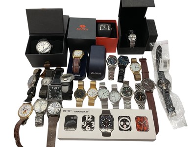 Lot 100 - Group of contemporary wristwatches