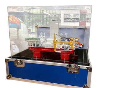 Lot 2419 - Large diecast model of an oil rig