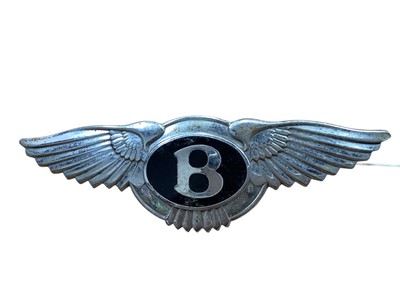 Lot 2159 - 1940s/60s Bentley Flying B chrome and enamel radiator badge 16.1cm