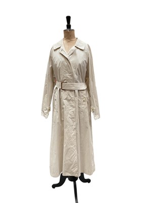 Lot 2129 - Women's Burberrys summer weight trench coat size 8 ex.long.