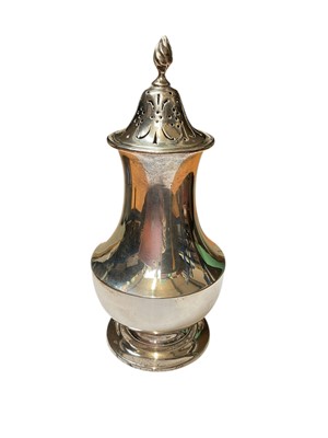 Lot 121 - 1920s silver sugar castor (Birmingham 1923), 15cm overall height