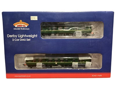 Lot 1770 - Bachman OO Gauge BR green with speed whiskers Derby Lightweight 2 Car DMU Set, boxed 32-516A (1)