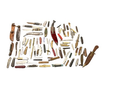 Lot 737 - Collection of various knives including a kukri, folding Swiss army type knives and others (1 box).