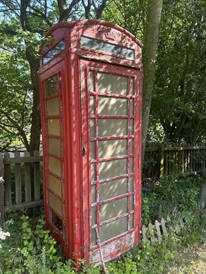 Lot 2536 - Original vintage 'K6' red telephone box designed by Sir Giles Gilbert Scott N.B. please note this lot is located in CO16, the buyer will be responsible for arranging the removal and tran...