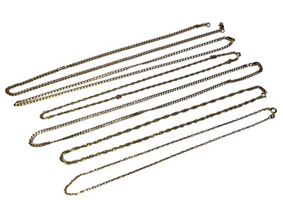 Lot 246 - Six 9ct gold chains, various