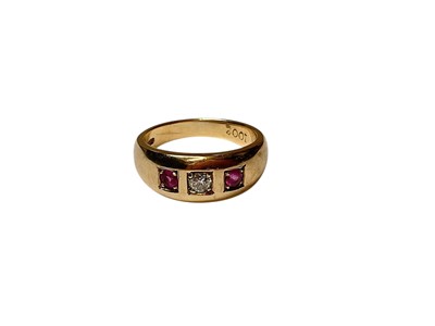 Lot 295 - Victorian style diamond and pink sapphire gypsy ring with a brilliant cut diamond flanked by two pink sapphires, in 9ct gold setting, ring size J½.
