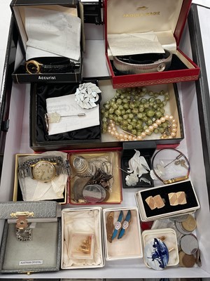 Lot 301 - Vintage costume jewellery and bijouterie
