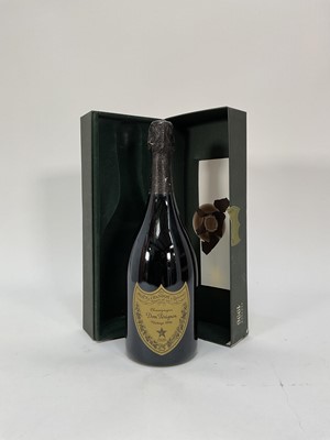 Lot 730 - One bottle, Champagne, Moët & Chandon Dom Perignon 1996 Vintage, boxed (damaged)