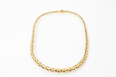 Lot 378 - Good quality French 18ct two-colour gold necklace by Caplain, Paris