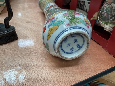 Lot 92 - Group of Chinese items