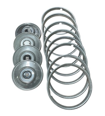 Lot 84 - Set of four Jaguar hubcaps and wheel trims.