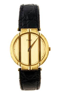 Lot 525 - Gentlemen's Piaget 18ct yellow gold 'Polo' wristwatch on leather strap in Piaget leather pouch
