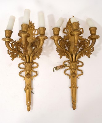 Lot 5080 - Pair of brass wall lights