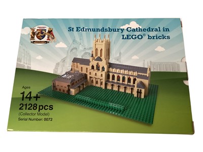 Lot 669 - Bright Bricks St Edmundsbury Cathedral collectors' Model, 2128 pcs, boxed No.0072 (1)